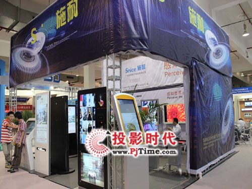 數(shù)碼廣告機崛起 商用顯示與智能化應用新趨勢